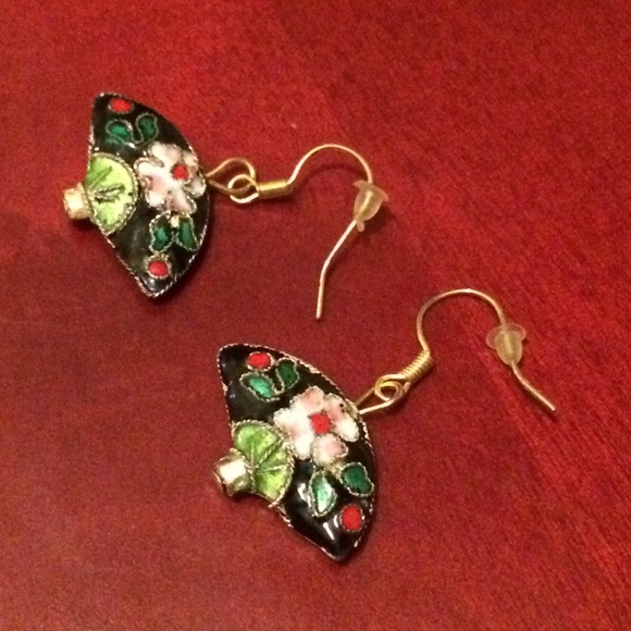 Oriental fan dangle earrings - Picture 3 of 4
